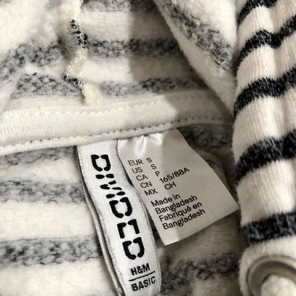 Outfit - Picture 3 of 3